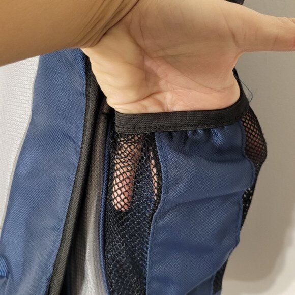 Roots Crossbody Travel Bag Laptop Pocket Water Bottle Holder Adjustable Strap - Picture 3 of 16